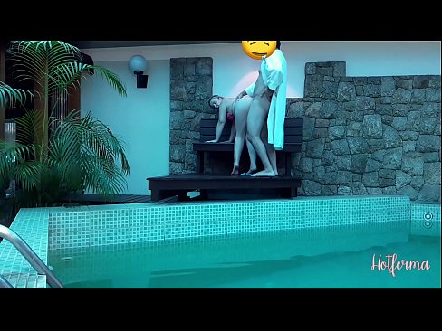 ❤️ Boss invita a cameriera à a piscina, ma ùn pudia resiste à un caldu ️ Porno à noi % co.hentaibar-com.ru%